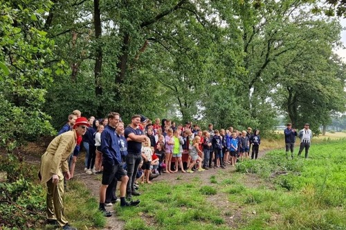 Ieder jaar sluiten we met z'n allen het seizoen af met een knallend zomerkamp! Hier zijn zowel leden als niet-leden welkom!